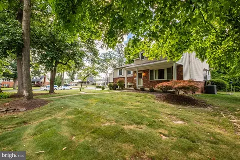 Exterior - 101 Wayne Dr, Cinnaminson, NJ 08077 photo 4 of 14