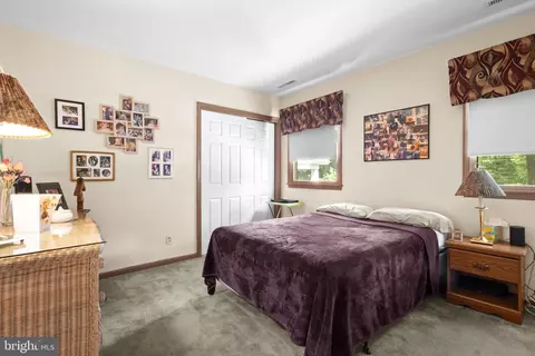 Bedroom - 101 Wayne Dr, Cinnaminson, NJ 08077 photo 2 of 11