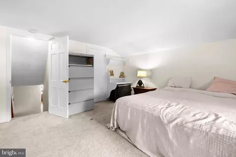 Bedroom - 101 Wayne Dr, Cinnaminson, NJ 08077 photo 11 of 11