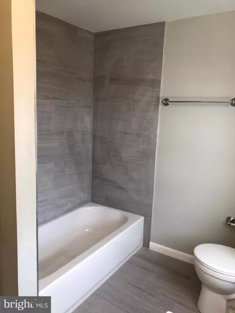 Bath - 117 E Broad St, Palmyra, NJ 08065 photo 3 of 4