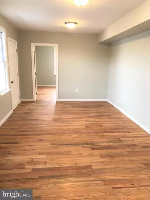 Living - 117 E Broad St, Palmyra, NJ 08065 photo 3 of 3