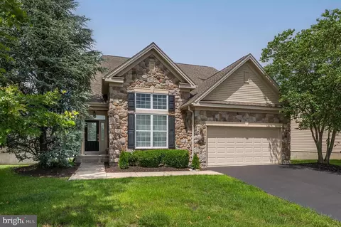 14 Alcott Way, Marlton, NJ 08053
