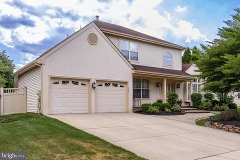 108 W Dominion Dr, Marlton, NJ 08053
