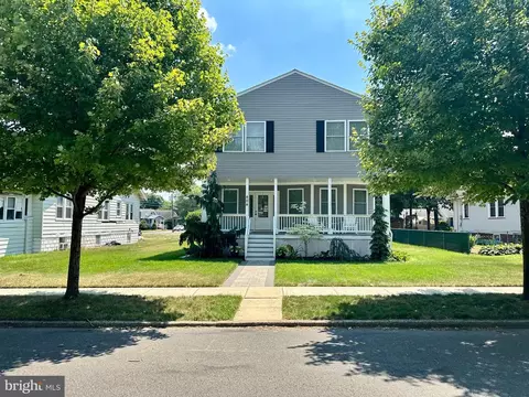 404 Boulevard St, Florence, NJ 08518