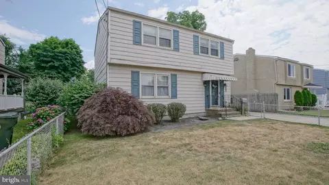 342 Brown St, Burlington, NJ 08016