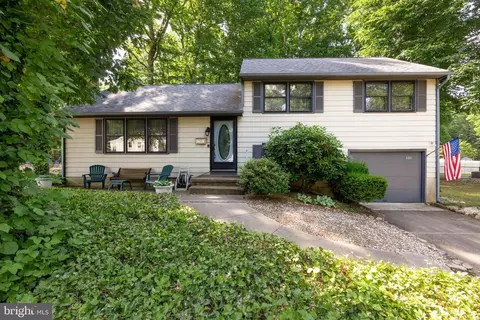 Exterior - 131 Windmoor Rd, Delran, NJ 08075 photo 2 of 6