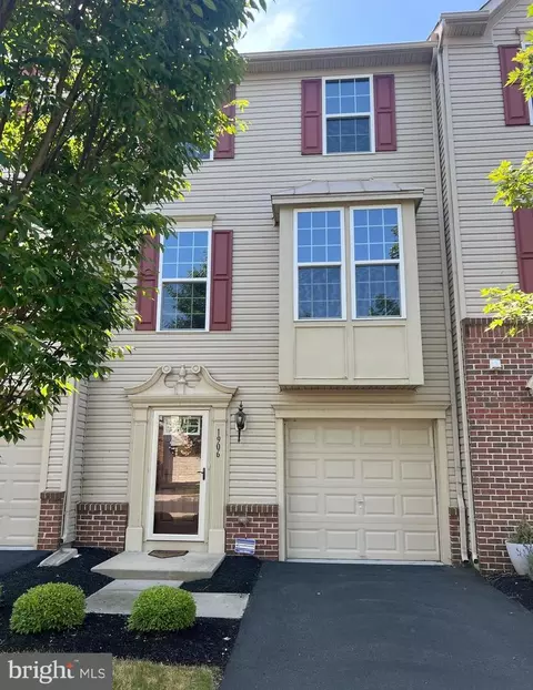 1906 Jakob Ct, Riverton, NJ 08077