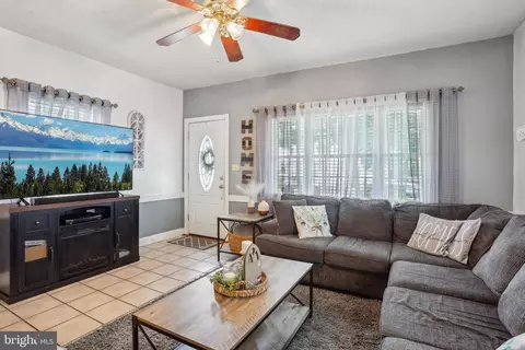 47 Webster St, Riverside, NJ 08075 photo 9