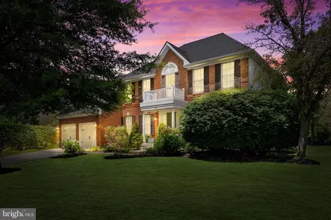 31 Abington Rd, Mount Laurel, NJ 08054