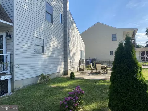 Exterior - 205 Lyons Ln, Fieldsboro, NJ 08505 photo 3 of 5
