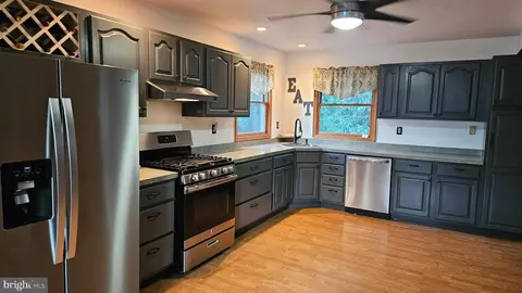 Kitchen - 205 Lyons Ln, Fieldsboro, NJ 08505 photo 2 of 2