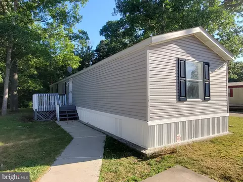 3613 Weymouth Rd, Browns Mills, NJ 08015