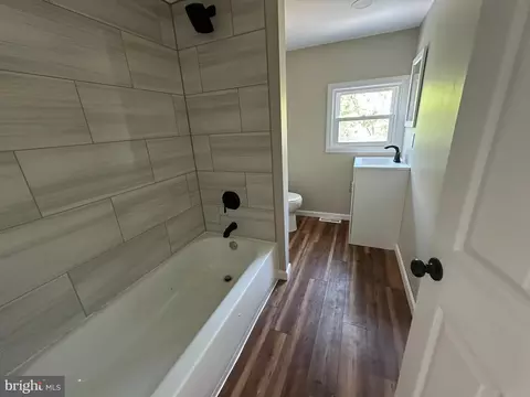 Bath - 505 Delaware Ave, Riverside, NJ 08075 photo 1 of 1