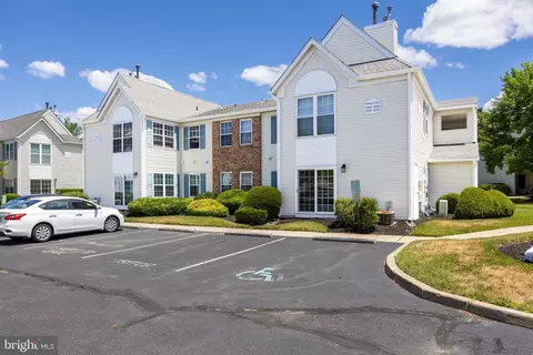 2105 Ferndale Ct # A, Mount Laurel, NJ 08054