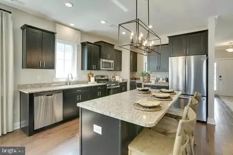 60 Coliseum Dr, Eastampton, NJ 08060