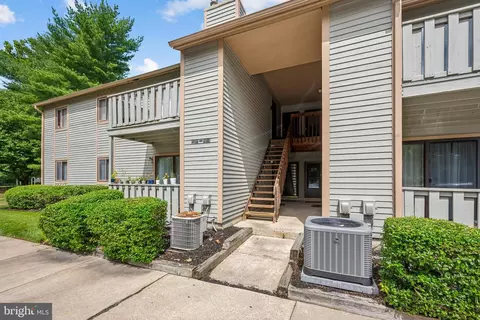 2015 Ravens Row, Marlton, NJ 08053