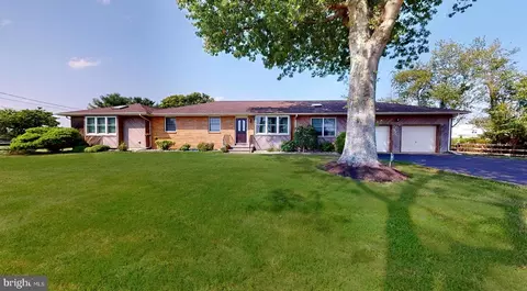 365 Forked Neck Rd, Shamong, NJ 08088