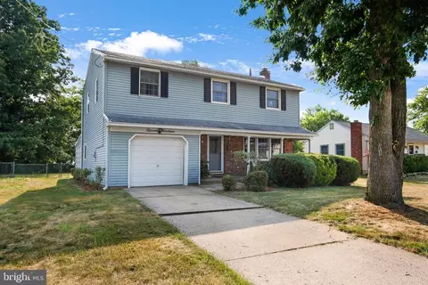 1119 N Maple Ave, Maple Shade, NJ 08052