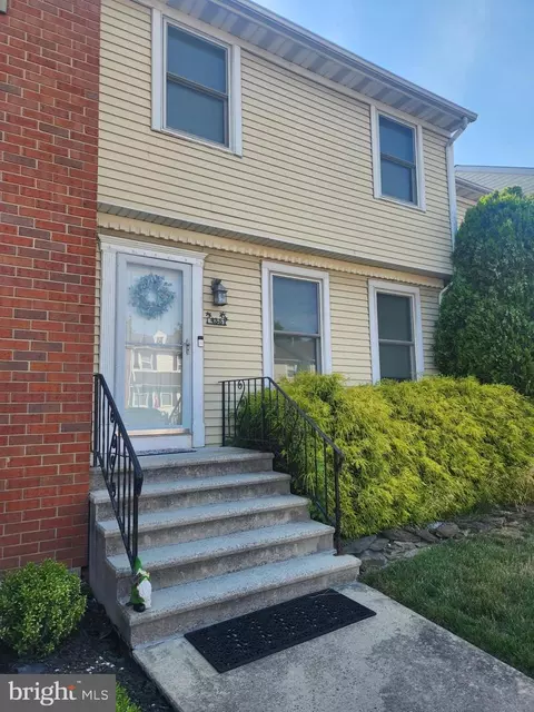 43 Carriage Stop #5, Florence, NJ 08518