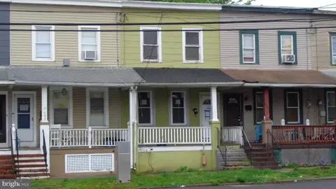605 High St, Burlington, NJ 08016