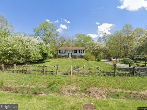 552 N Elmwood Rd N, Marlton, NJ 08053