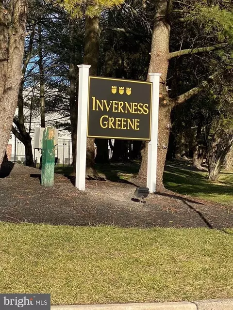 28 Inverness Cir, Marlton, NJ 08053