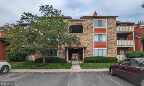 2515 C Sussex Ct, Mount Laurel, NJ 08054