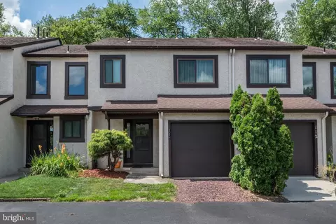 113 Five Crown Royal, Marlton, NJ 08053