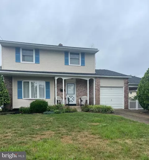 310 S Chester Ave, Delran, NJ 08075
