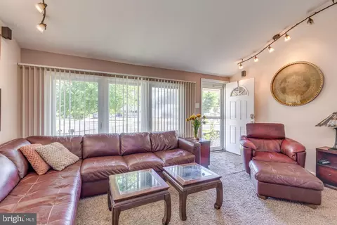 548 Windsor Ave, Maple Shade, NJ 08052 photo 7