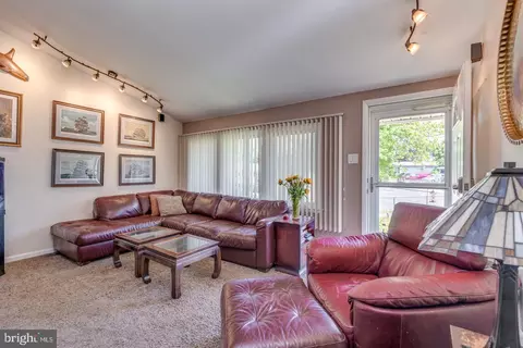 548 Windsor Ave, Maple Shade, NJ 08052 photo 8