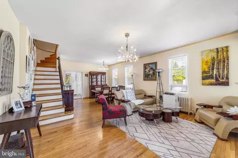 208 Kossuth St, Riverside, NJ 08075 photo 3