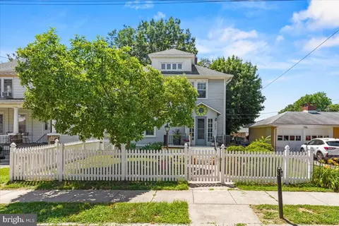 400 Wood St, Burlington, NJ 08016