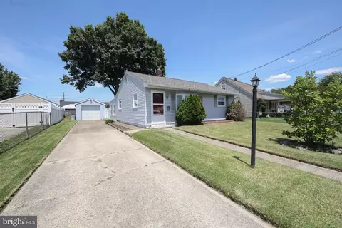 937 Mount Rd, Burlington, NJ 08016