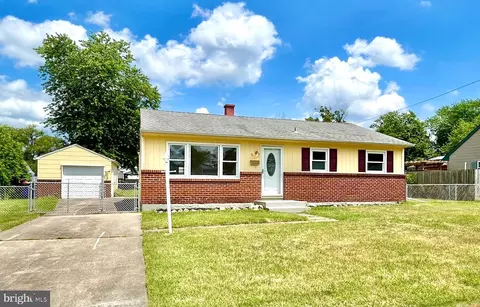16 Gladwyn Rd, Marlton, NJ 08053