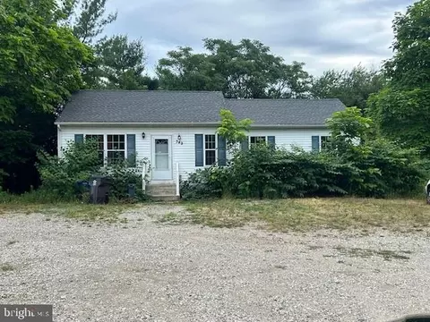 349 Creek Rd, Delran, NJ 08075