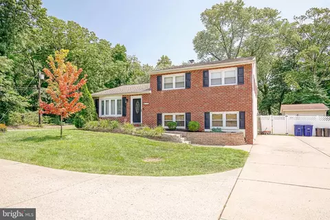 248 Masonville Rd, Mount Laurel, NJ 08054