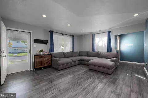 Other - 448 Oakland Ave, Maple Shade, NJ 08052 photo 1 of 5