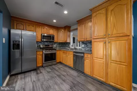 Kitchen - 448 Oakland Ave, Maple Shade, NJ 08052 photo 1 of 1