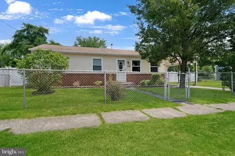 508 Berkeley Dr, Browns Mills, NJ 08015