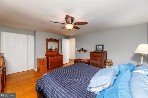 Bedroom - 45 Champlain Rd, Marlton, NJ 08053 photo 2 of 7
