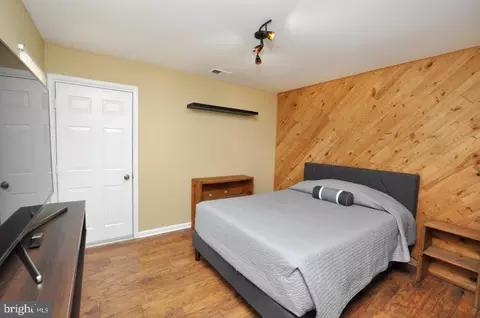 Bedroom - 42 E Oleander Dr, Mount Laurel, NJ 08054 photo 4 of 4
