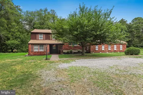 70 Hopewell Rd, Marlton, NJ 08053