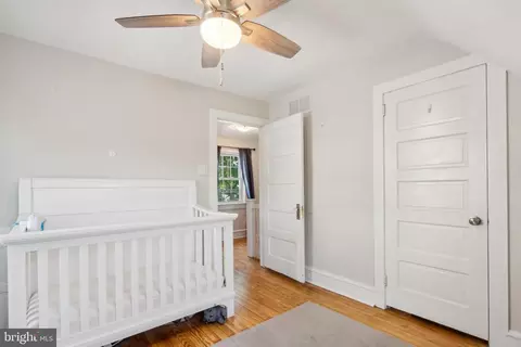 Bedroom - 214 E 4th St, Palmyra, NJ 08065 photo 2 of 5