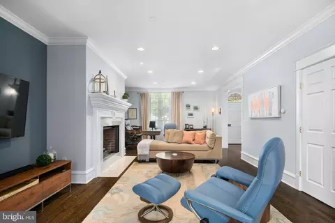Living - 14 E 3rd #E, Moorestown, NJ 08057 photo 1 of 1