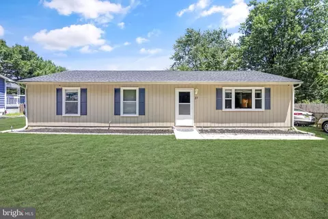 27 Fox St, Browns Mills, NJ 08015