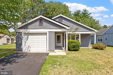 127 Buckingham Dr, Southampton, NJ 08088