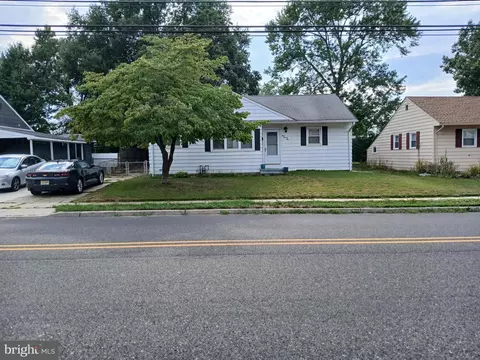 126 S Coles Ave, Maple Shade, NJ 08052