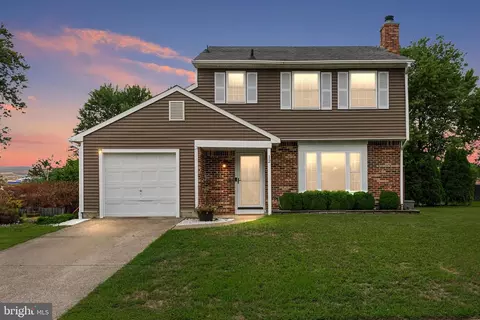 12 Lawrence Ln, Westampton, NJ 08060