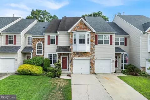 24 Winchester Ct, Hainesport, NJ 08036